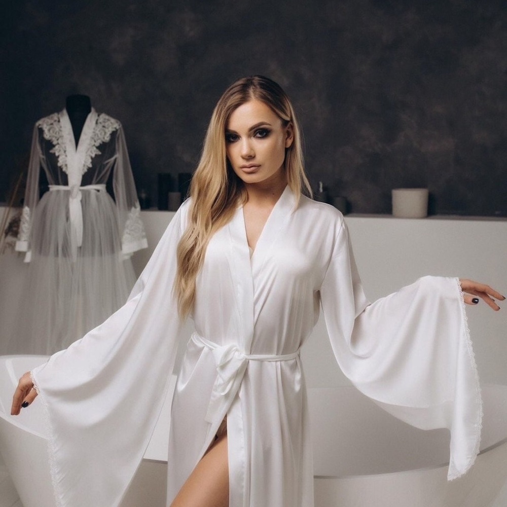 Elegant White Silk Robe Ivory